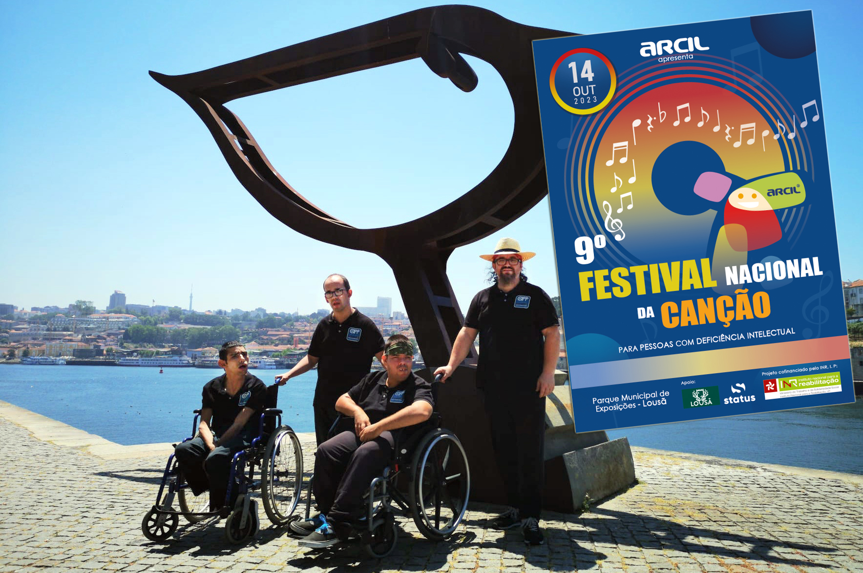 Composição de duas imagens. A principal é dos quatro elementos da banda “appSound”, feita junto do Rio Douro e com uma escultura em metal atrás deles. Depois, sobreposta, aparece imagem com o cartaz do Festival da Canção para pessoas com deficiência intelectual. O referido cartaz indica a data (14 de outubro) e em rodapé tem os logótipos das entidades que apoiam a iniciativa.